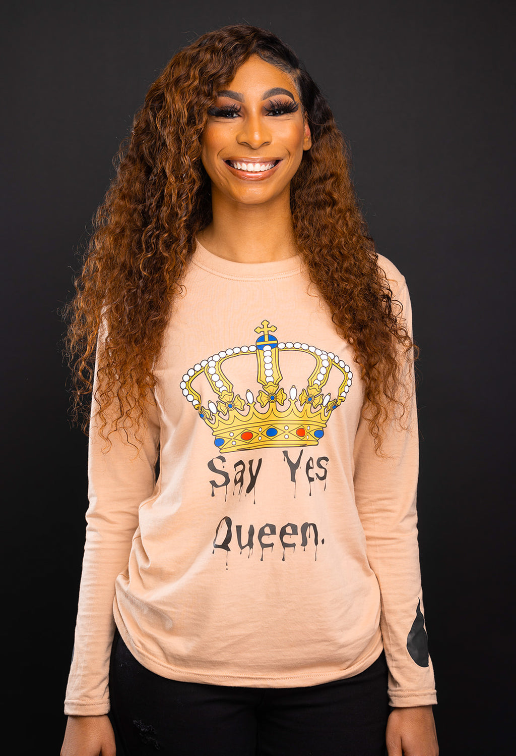 Say Yes Queen Tan Women's Long Sleeve Tee